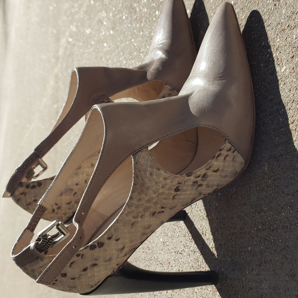 **LAST CHANCE** Michael Kors heels